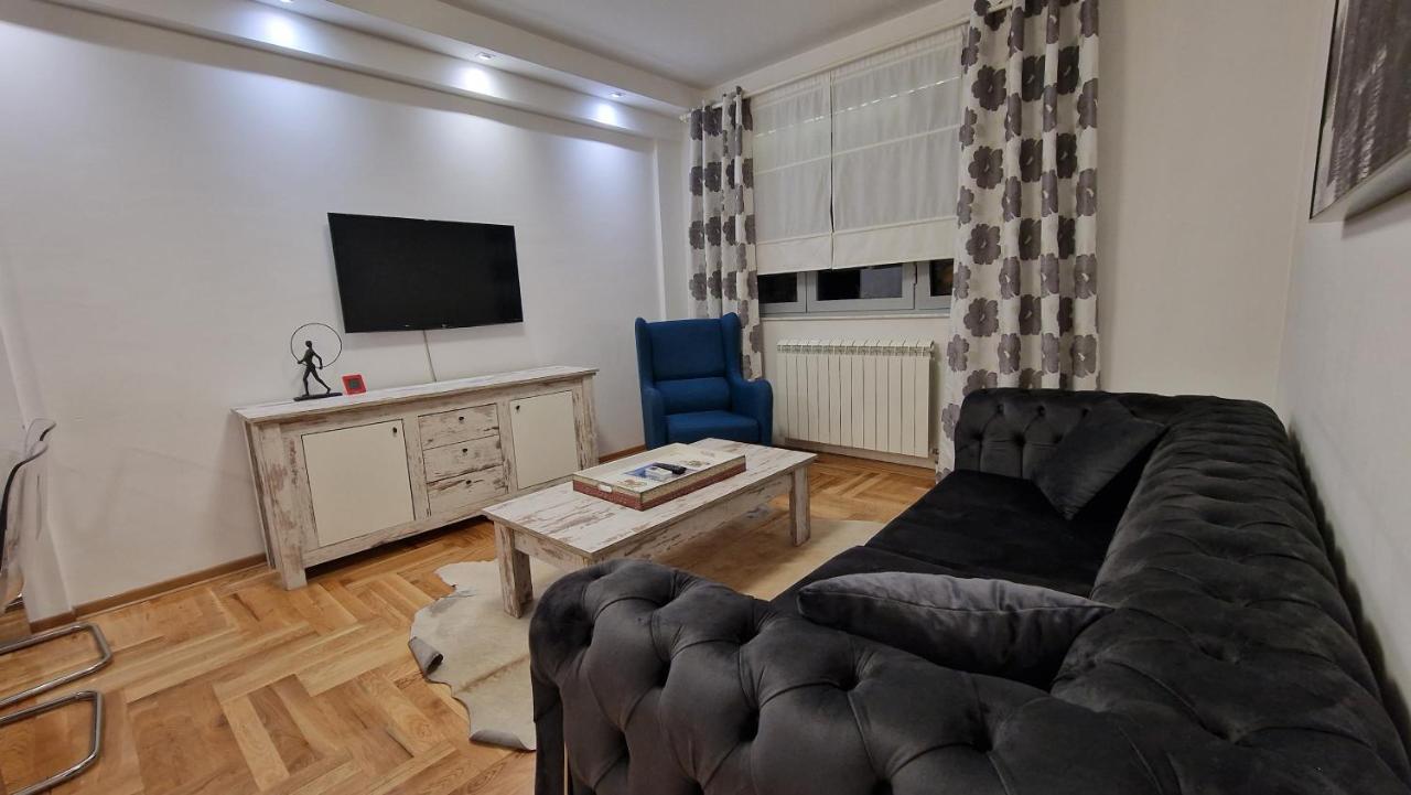 M48 Apartments Βελιγράδι Δωμάτιο φωτογραφία